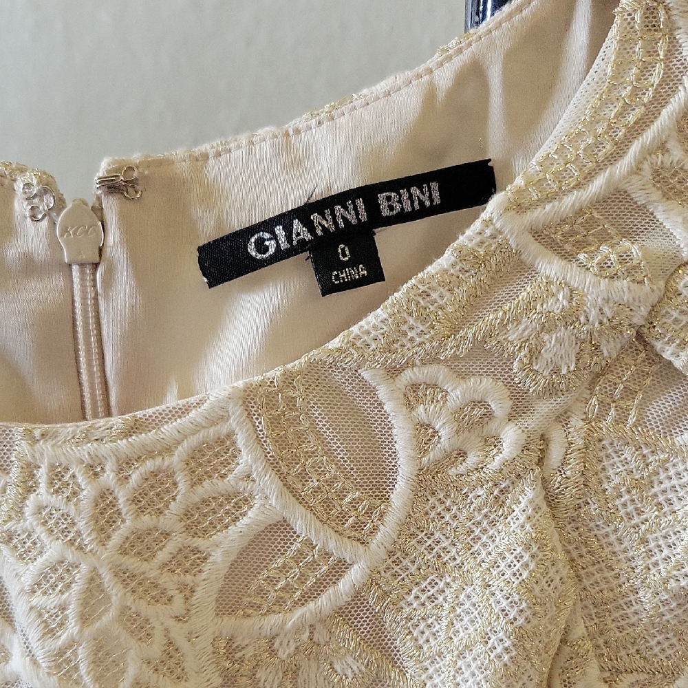 Gianni Bini Cream Lace Midi Dress